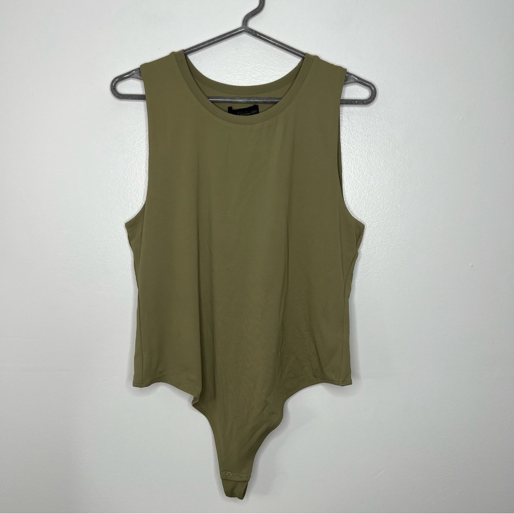 House of Harlow 1960 Sleeves-less Bodysuit